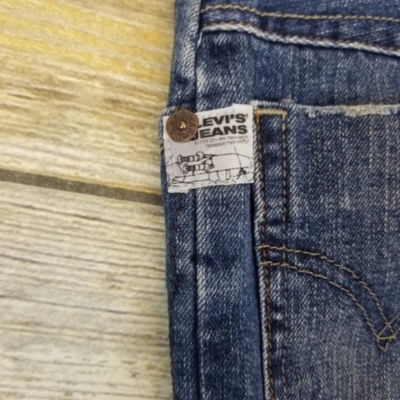 ⬇⬇ Levi's Jean Cutoff Fray Shorts Distress Boys 8 - Picture 3 of 6